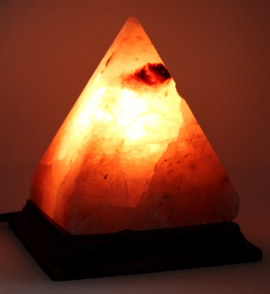 HANDI SALT LAMP - PYRAMID 2.2Kg